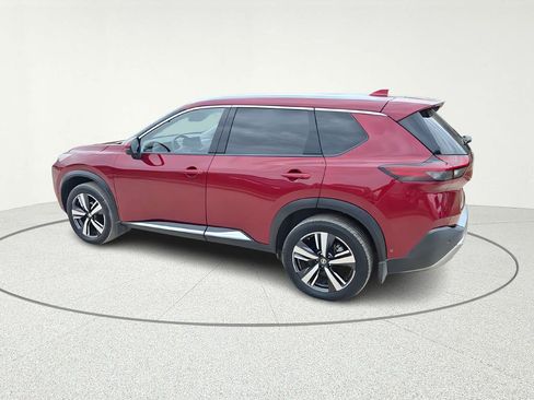 Used 2021 Nissan Rogue Platinum FWD image 4