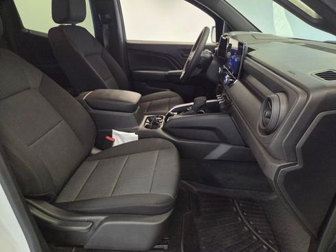 Used 2024 Chevrolet Colorado Trail Boss w/ Advanced Trailering Package AWD/4WD image 16