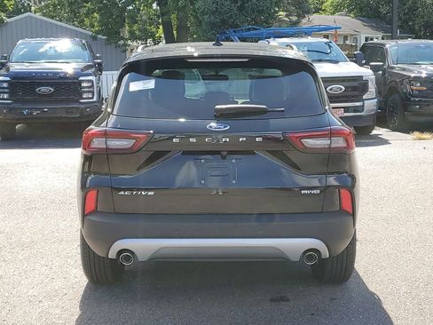 New 2025 Ford Escape Active w/ Active Premium Tech Pack image 5