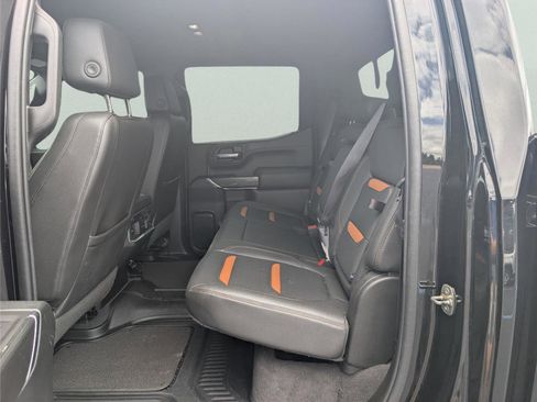 Used 2021 GMC Sierra 1500 AT4 w/ AT4 Value Package AWD/4WD image 30