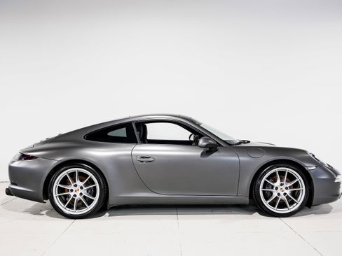 Used 2014 Porsche 911 Carrera image 2