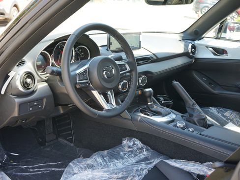 New 2025 MAZDA MX-5 Miata Grand Touring w/ Weather Package image 10