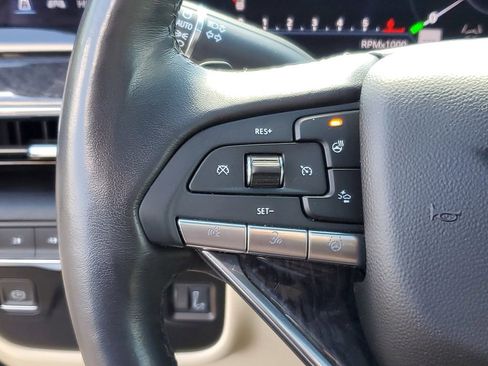 Used 2023 Cadillac Escalade ESV Premium Luxury w/ LPO, Radiant Package AWD/4WD image 12