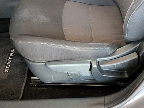 Used 2024 Nissan Sentra SV image 12