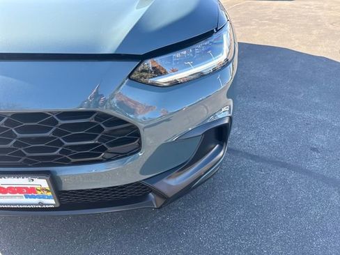 Certified 2024 Honda HR-V LX image 39