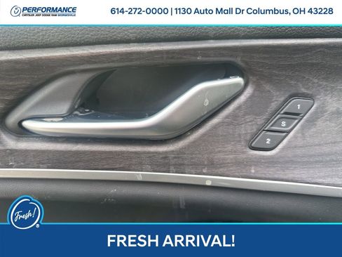 Used 2023 Jeep Grand Cherokee L Limited w/ Luxury Tech Group II image 12