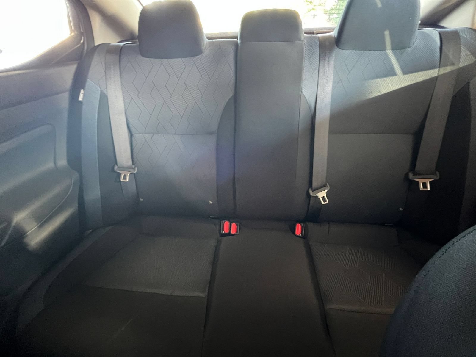 Used 2025 Nissan Versa SV FWD image 37