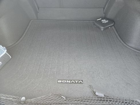 Used 2024 Hyundai Sonata SEL w/ Convenience Package FWD image 32