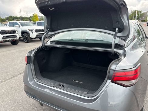 Used 2024 Nissan Sentra SV FWD image 15