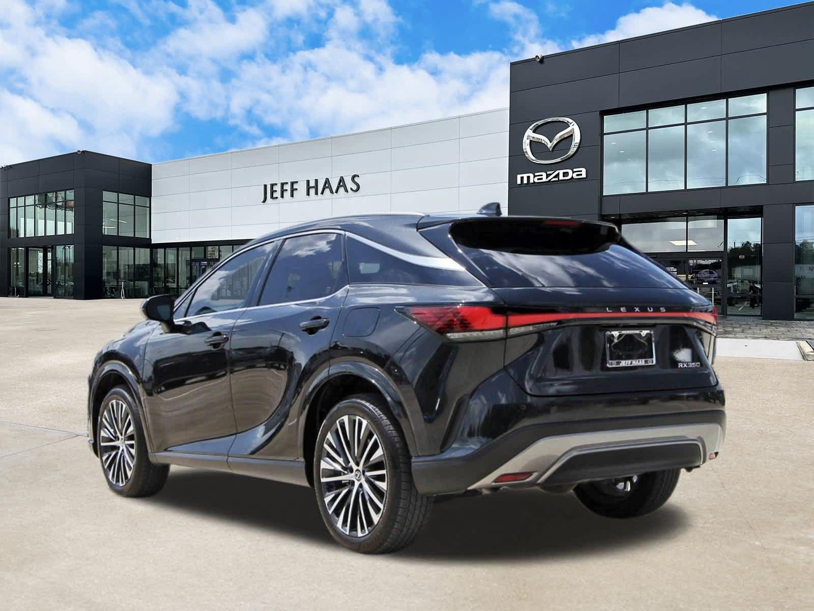 Used 2025 Lexus RX 350 Premium Plus FWD image 2