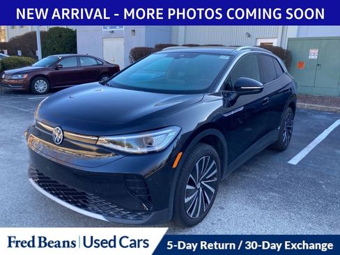 Used 2023 Volkswagen ID.4 Pro S Plus image 3