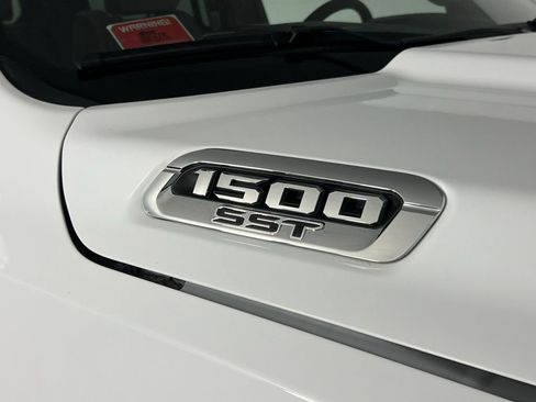 Used 2025 RAM 1500 Lone Star image 13