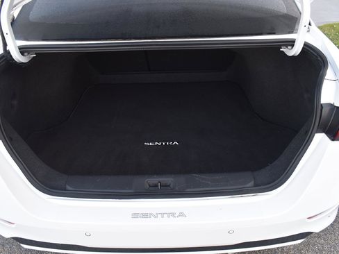 Used 2024 Nissan Sentra S image 44