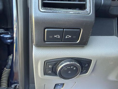 Used 2019 Ford F250 XLT w/ XLT Premium Package AWD/4WD image 24
