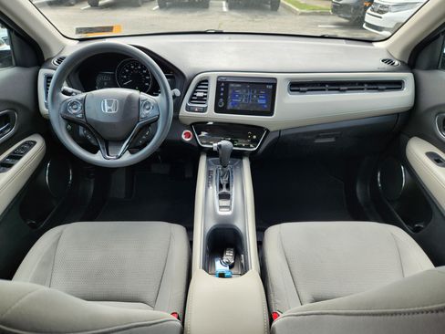 Certified 2021 Honda HR-V EX image 8