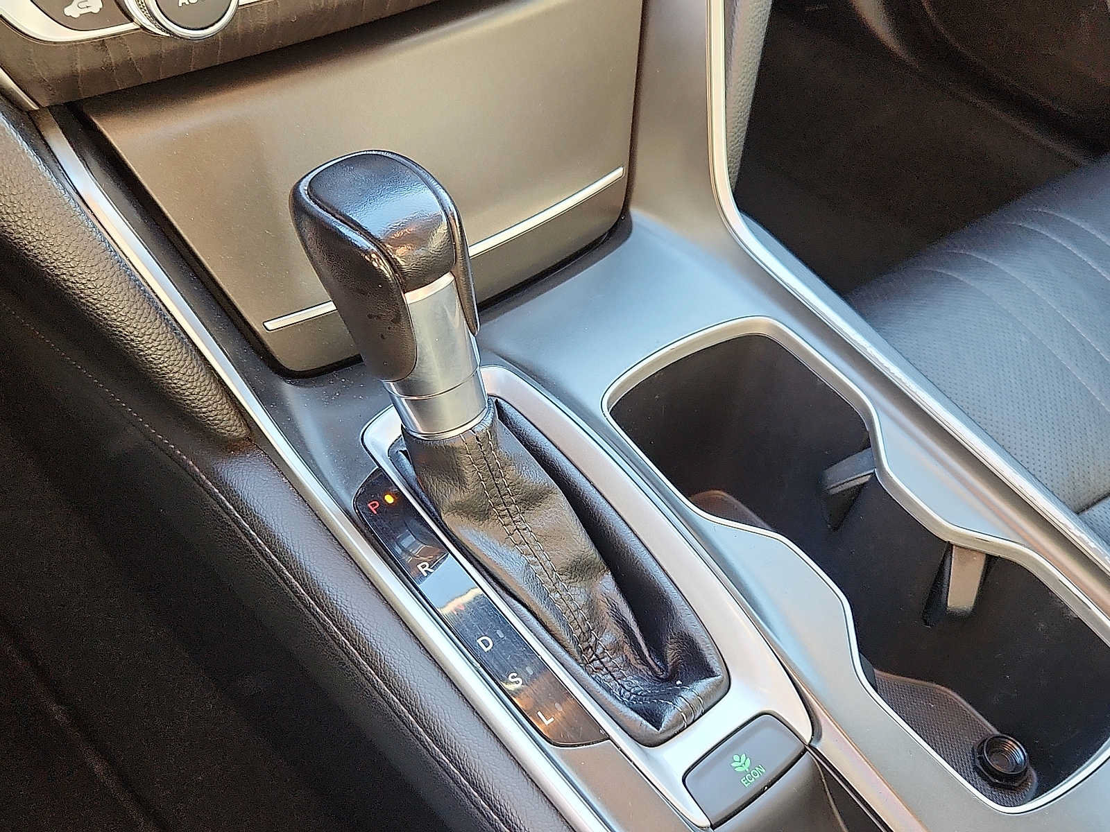 Used 2018 Honda Accord EX-L image 14