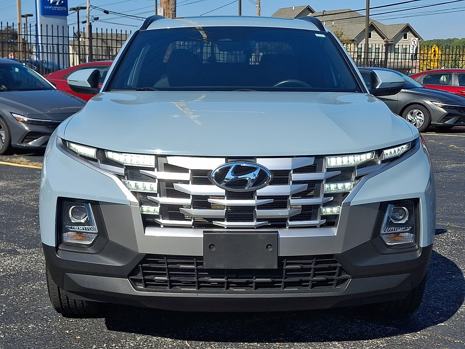 Used 2023 Hyundai Santa Cruz SEL w/ Activity Package FWD image 2