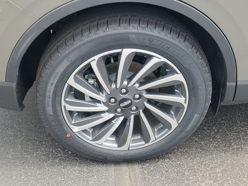 New 2026 Lincoln Corsair Reserve AWD/4WD image 5