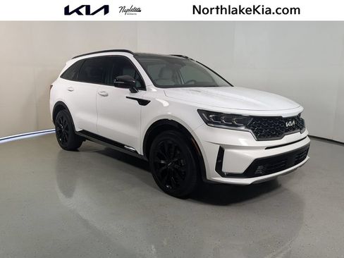 Used 2022 Kia Sorento S w/ Panoramic Sunroof Package FWD image 1