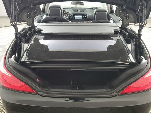 Used 2014 Mercedes-Benz SL 550 image 21