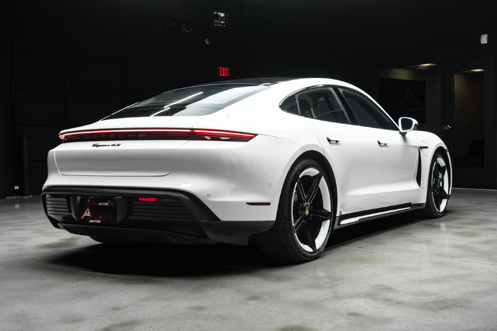 Used 2021 Porsche Taycan 4S AWD/4WD image 13