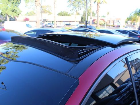 Used 2018 Kia Stinger GT1 RWD image 13