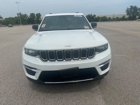 Used 2022 Jeep Grand Cherokee Limited 4xe w/ Luxury Tech Group II AWD/4WD image 10