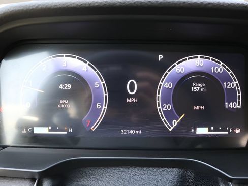 Used 2023 Jeep Grand Cherokee Limited w/ Luxury Tech Group II RWD image 29