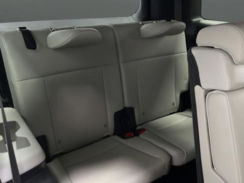 Used 2024 Hyundai Santa Fe Limited image 27