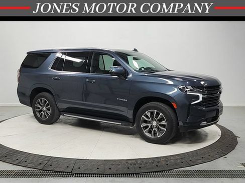 Used 2021 Chevrolet Tahoe LT w/ LT Signature Package AWD/4WD image 1