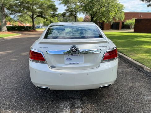 Used 2010 Buick LaCrosse CXS w/ Touring Package FWD image 4