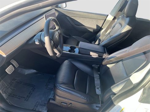 Used 2021 Tesla Model Y Performance image 21