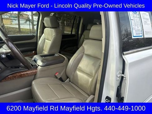 Used 2020 Chevrolet Suburban Premier image 28