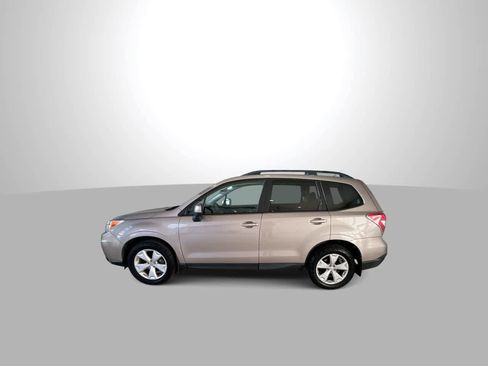 Used 2015 Subaru Forester 2.5i Premium AWD/4WD image 5
