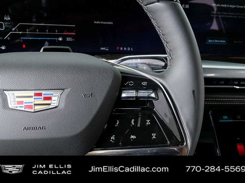 New 2026 Cadillac Escalade ESV 4WD w/ LPO, Floor Liner Package image 11