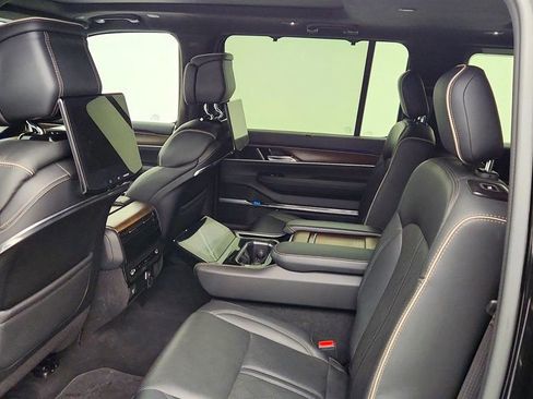 Used 2022 Jeep Grand Wagoneer Series II w/ Rear Seat Video Group 1 image 23