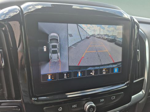Used 2023 Chevrolet Traverse High Country w/ LPO, Floor Liner Package AWD/4WD image 24