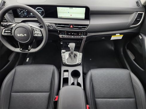 New 2026 Kia Seltos SX image 18
