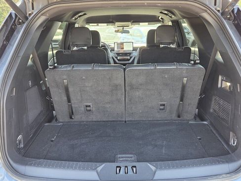 Used 2025 Ford Explorer ST-Line AWD/4WD image 11