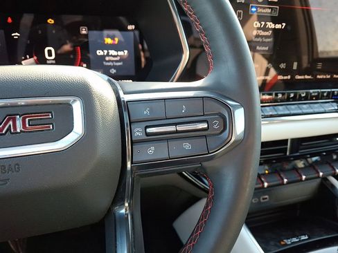 Used 2024 GMC Canyon AT4X AWD/4WD image 22