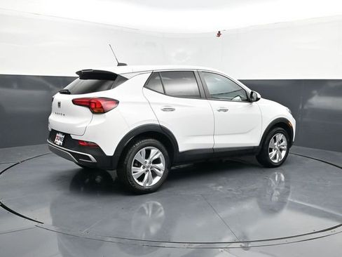 Used 2025 Buick Encore GX Preferred AWD/4WD image 9