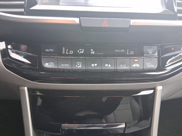 Used 2017 Honda Accord EX image 21