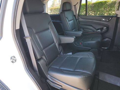 Used 2019 GMC Yukon SLT w/ Premium Edition image 15