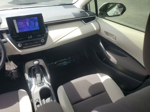 Used 2024 Toyota Corolla LE image 17