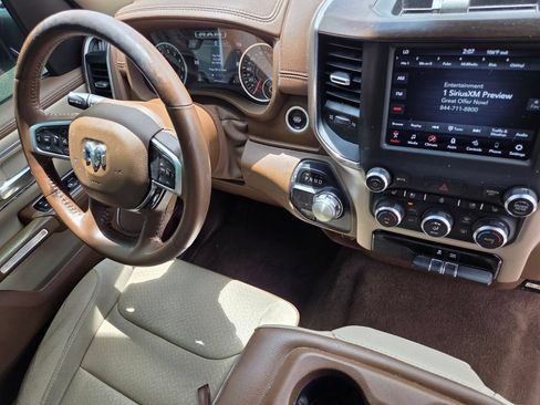 Used 2021 RAM 1500 Laramie RWD image 32