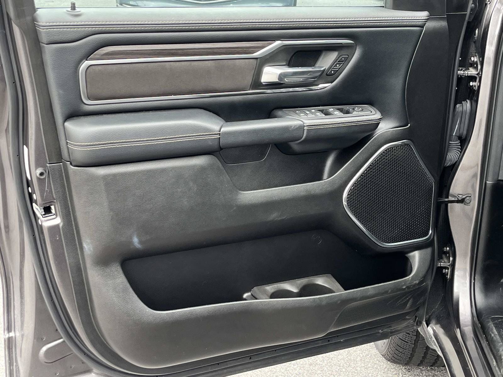 Used 2026 RAM 1500 Laramie AWD/4WD image 24