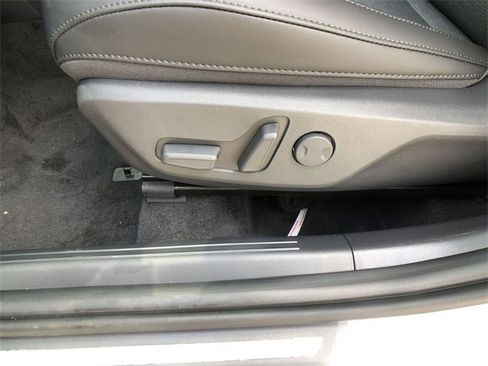 New 2025 Kia Niro SX image 12