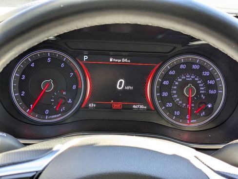 Used 2020 Genesis G70 2.0T image 21