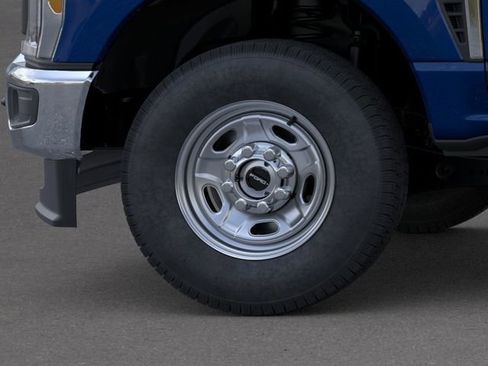 New 2026 Ford F250 XL w/ XL Chrome Package image 19