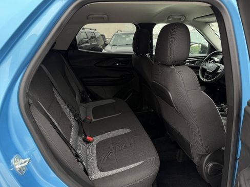 Used 2025 Chevrolet TrailBlazer LS w/ LS Convenience Package AWD/4WD image 23